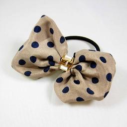 【MoDo魔荳】＊全新＊《甜美韓系款@金屬光感四葉幸運草墜飾電話線髮圈。電話線髮束。電話繩髮圈。電話線圈髮束髮圈》〈白〉 歷史價格詳細信息