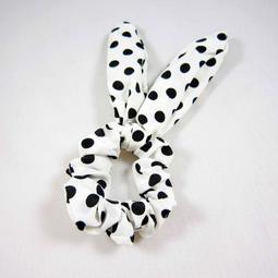 【MoDo魔荳】＊全新＊《甜美韓系款@型女彩糖大圓點兔耳大腸髮束。兔耳朵大腸髮圈。兔耳朵大腸圈圈束。兔耳朵髮束》〈杏粉〉 歷史價格詳細信息