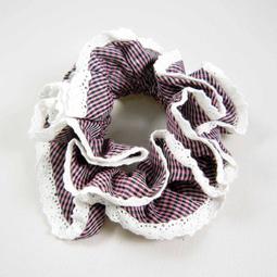 【MoDo魔荳】＊全新＊《甜美韓系款@渡假田園風鏤空針織花邊大腸髮束。滾邊大腸髮圈。滾邊大腸圈圈束。滾邊髮飾》〈咖啡格子〉 歷史價格詳細信息