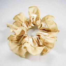 【MoDo魔荳】＊全新＊《甜美韓系款@飄逸雙層海軍鎖鏈超大蝴蝶結髮束。蝴蝶結大腸髮束圈。蝴蝶結大腸圈圈束。髮飾》〈粉膚〉 歷史價格詳細信息