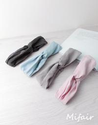 Mifairshop 韓國名媛雜誌同款晶鑽斑點紋香蕉夾 ＊韓國製＊髮夾髮圈束髮抓夾鯊魚夾鱷魚夾髮箍髮飾新娘頭飾＊黑斑點＊ 歷史價格詳細信息