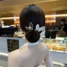 【蝴蝶平鑽含底台】ILLAZOO | 暢銷耳環 耳針飾品配件 防敏 苡菈水晶 最新流行 送禮首選 聖誕節 鋅合金耳環 歷史價格詳細信息