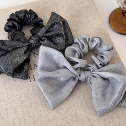 大腸髮圈【皺褶麻花造形大腸髮圈】韓國髮圈 條紋 質感 絲光 緞面 法式 多色 大腸髮束 髮圈 綁頭髮飾 馬尾 橡皮筋 歷史價格詳細信息