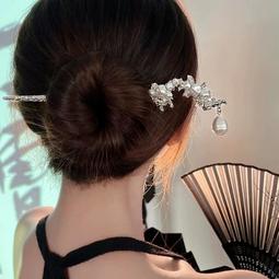 台灣現貨【美鵲】玫瑰花朵髮簪高級感新中式日常髮釵小眾設計氣質髮飾優雅冷淡風女  露天市集  全台最大的網路購物市集  露 歷史價格詳細信息