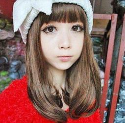 假髮短捲髮 頭頂蓬鬆斜劉海女士假髮 灰白色高溫絲一件發 歷史價格詳細信息