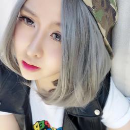 假髮女短髮奶奶灰花白短捲髮中老年人整頂假髮套蓬鬆逼真款花白色 歷史價格詳細信息