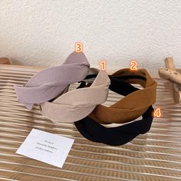 {朵朵韓飾} B9670 韓國直送(正韓)-氣質簡約立體線條果凍色蝴蝶結抓夾(六色) 歷史價格詳細信息