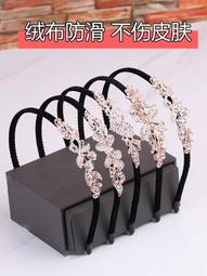 【台灣現貨】韓版珍珠花鯊魚夾 髮夾 髮式 馬尾夾 公主夾 抓夾 後腦勺抓夾 高貴氣質抓夾 送禮 歷史價格詳細信息