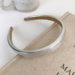 {朵朵韓飾} C3323 韓國直送(正韓)-氣質可愛卡通彩色米珠蝴蝶結手機鍊(三色) 歷史價格詳細信息