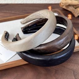 {朵朵韓飾} C3306 韓國直送(正韓)-法式氣質彩色蝴蝶結牛仔蕾絲花邊大腸圈髮束(二色) 歷史價格詳細信息