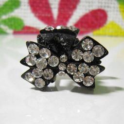 【MoDo魔荳】＊全新＊《蝴蝶水鑽小抓夾。小鯊魚夾。瀏海夾》〈粉紅〉 歷史價格詳細信息