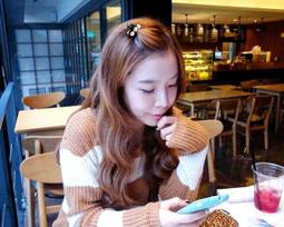 韓．抓夾  珍珠水鑽 髮夾/抓夾/鯊魚夾 ＊花漾美人＊日韓髮飾 A114 歷史價格詳細信息