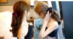 玫瑰花布藝抓夾 花朵抓夾 髮夾 馬尾夾 韓國新款髮飾品 玫瑰花髮夾 時尚女生頭飾 韓式盤髮器 鯊魚夾 大嘴夾 日韓生活館 歷史價格詳細信息