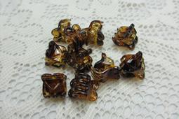 ~琴姐ㄉ店~A03E022~台灣製造/奶油色系小抓夾。鯊魚夾。瀏海夾。抓夾。邊夾~恕不挑色(中) 歷史價格詳細信息