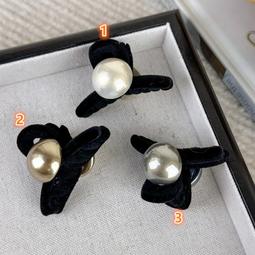 {朵朵韓飾} C2386 韓國直送(正韓)-法式氣質毛絨波浪抓夾(六色) 歷史價格詳細信息