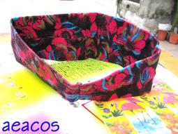 AEACOS@古董 古著 vintage  超美 銅燒琺瑯 優雅 修長 紅點綴白長洋裝 戴帽女人像 別針胸針 歷史價格詳細信息