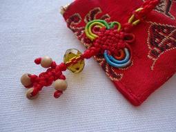 巧巧屋藝品工作室※※中國風◎手機吊飾系列/&綢緞布料婚禮小物/送客禮/姐妹禮 歷史價格詳細信息