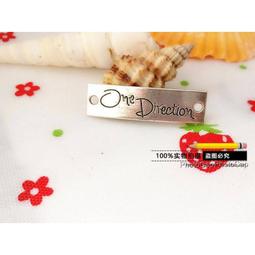 字母方牌不掉色兒童項鏈女小眾設計ins潮男高街街舞走秀配飾 歷史價格詳細信息