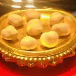 嘎烏瓶 嘎烏盒 悟空瓶 符管 舍利瓶 硃砂瓶 鈦鋼吊墜 透明小玻璃瓶管 裝硃砂瓶 吊墜 六字大明咒 十字金剛杵 楞嚴咒種 歷史價格詳細信息