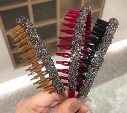 髮帶發箍女高顱頂壓發頭箍洗臉專用防滑碎發發帶簡約女款秋冬發卡頭飾。 歷史價格詳細信息