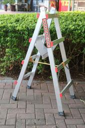 【秒發】行走人字梯鉸鏈配件伸縮人字梯頂部蓋板梯子頂部板鋁合金連接配件【台灣公司免稅開發票】 歷史價格詳細信息