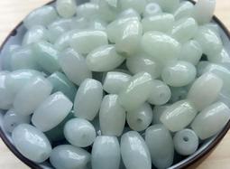 緬甸玉石A貨天然翡翠手鏈女款10mm手串珠子冰種圓珠佛珠手飾 歷史價格詳細信息