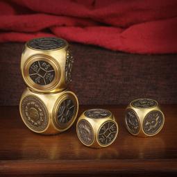 「扭轉乾坤」藝品項鍊 歷史價格詳細信息