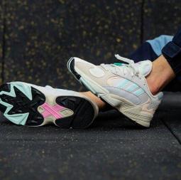 ADIDAS YUNG-96 NAVY 皮革X網布X反光 鋼彈 白紅灰藍DB3564 歷史價格詳細信息