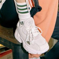 現貨 iShoes正品 Adidas Falcon W 女鞋 黑 白 復古 穿搭 明星款 老爹鞋 休閒鞋 B28129 歷史價格詳細信息