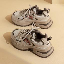 厚底老爹鞋女新款春季顯腳小加絨港風黑白百搭輕便休閑運動鞋 歷史價格詳細信息