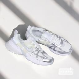 Nike V2K Runtekk 女 銀米白 千禧風 復古 老爹鞋 運動 休閒鞋 FD0736-100 歷史價格詳細信息