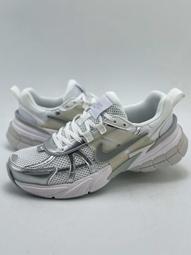 Nike V2K Runtekk Grey Pink 女 灰粉 龍年 限定 過年 復古 休閒鞋 FZ5061-100 歷史價格詳細信息