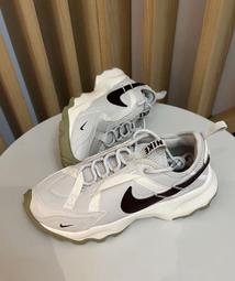 Nike TC7900 熊貓 白黑 米白 休閒鞋 增高 反光 DD9682-100/DR7851-100 歷史價格詳細信息