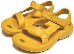 【菲瑪】LOTTO 樂得 中童 超輕量風動跑鞋 乘風者 黑白LT7AKR5630 歷史價格詳細信息