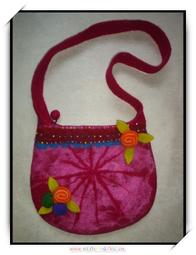 清倉價 690 ~~尼泊爾 純手工羊毛氈側肩包(可換物, 換物價:790) 歷史價格詳細信息