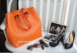 i BAG SHOP 韓國空運 Whosbag 編織 Maxi Veneta 超質感小羔羊皮 彎月包 S 5850 現貨 歷史價格詳細信息