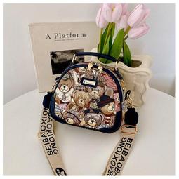 女生包包 女包 2024新款單肩斜挎包 愛心透明休閒小方包 流行時尚相機包 斜背包 肩背包 歷史價格詳細信息