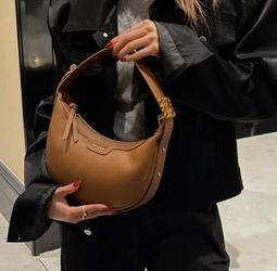 新款腋下半月包2023春夏簡約單肩包高級感法棍包女斜挎包法棍包女 歷史價格詳細信息