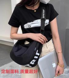 新潮款休閒牛津布斜挎包簡約字母大容量單肩包包女2023時尚託特包 歷史價格詳細信息