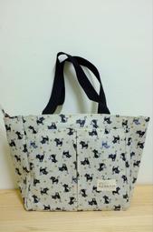 白鳥奈子精品舖 三拉鍊扁包 斜背包 多功能防水布包 台灣製造 Queen &amp; Cat 黑英倫郵票 滿千免運費 歷史價格詳細信息