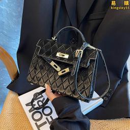 高級感洋氣小眾設計包包女2023新款流行爆款斜挎包單肩腋下半月包 歷史價格詳細信息