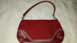 全新沒有使用過的品牌女性最愛的 小背包 時尚陸戰風 便宜賣超商取貨免運費不是地攤貨 歷史價格詳細信息