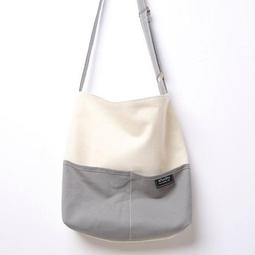 換包姐妹淘~藝文輕便多層旅行帆布包 歷史價格詳細信息