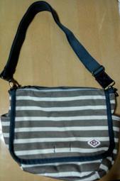 ROOTOTE 北歐風印花摺疊背心購物袋 (1836) 歷史價格詳細信息