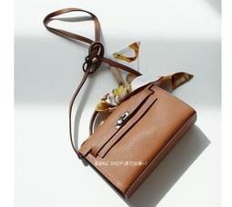 愛 BAG SHOP 官網 WHOSBAG 荔枝紋牛皮 吊飾 零錢包 880 預購 共七色 愛馬仕 馬頭 歷史價格詳細信息