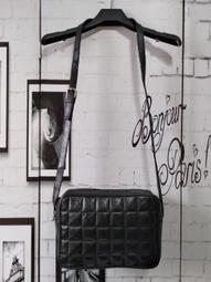 ~ ~ ~法國LONGCHAMP 經典細緻皮革側背包~非義大利國製格紋Hermes CD LV DG元起標 歷史價格詳細信息