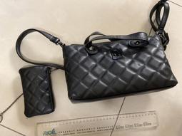 MICHEL KLEIN 米白色真皮斜背包 §可議價§ 歷史價格詳細信息