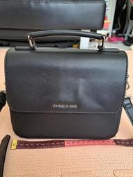 CHARLES & KEITH專櫃購買 單肩包 斜背包 復古腋下包女包 歷史價格詳細信息