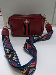 紅色寬帶小包包女2023新款婚包2022斜挎雲朵包法式小眾設計感百搭 歷史價格詳細信息