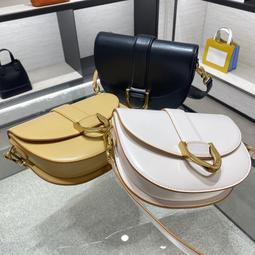 馬蹄扣腋下包┃單肩包┃純色┃質感時尚┃復古百搭┃ 高級感┃手提包┃韓妞必備┃肩背包┃休閒【N359】MINANA女鞋鞋材 歷史價格詳細信息